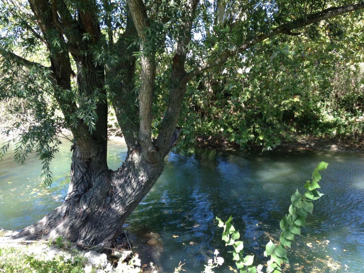 Le Mas De La Jardine Velleron Zewnętrze zdjęcie