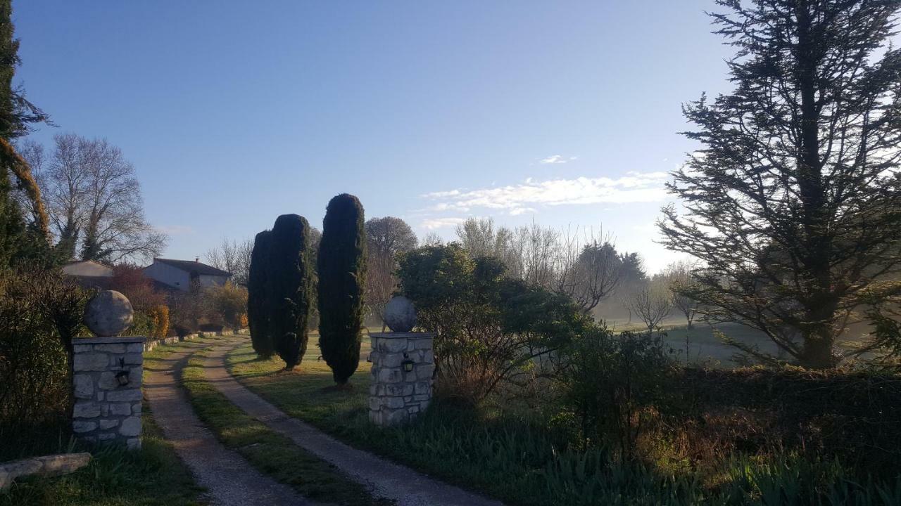 Le Mas De La Jardine Velleron Zewnętrze zdjęcie